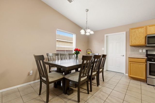 22 Margarita Circle, Los Lunas, NM 87031