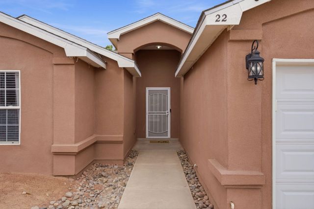 22 Margarita Circle, Los Lunas, NM 87031