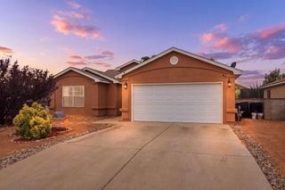 22 Margarita Circle, Los Lunas, NM 87031