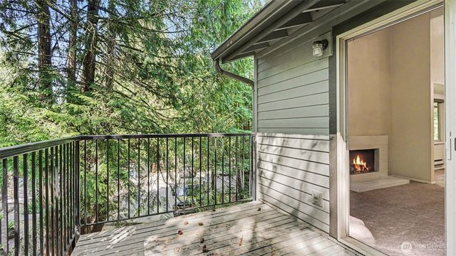 8033 145th Avenue NE, Redmond, WA 98052
