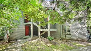 8033 145th Avenue NE, Redmond, WA 98052