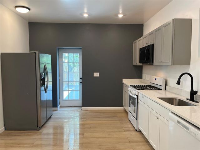 191 Morewood Ave, Shadyside, PA 15213