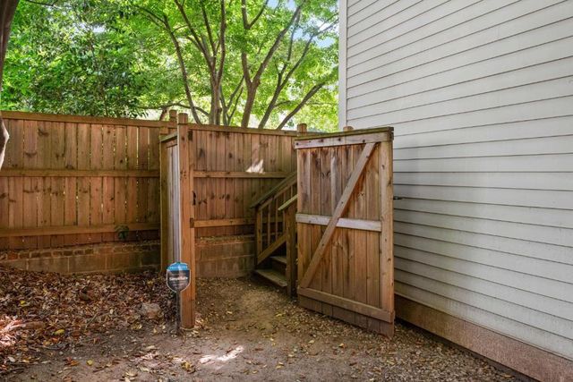1054 Euclid Avenue NE CH, Atlanta, GA 30307