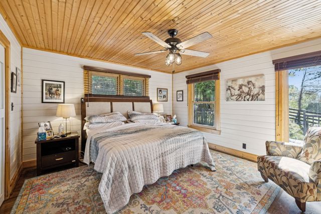 2846 Fuller Hollow Rd, Cornersville, TN 37047