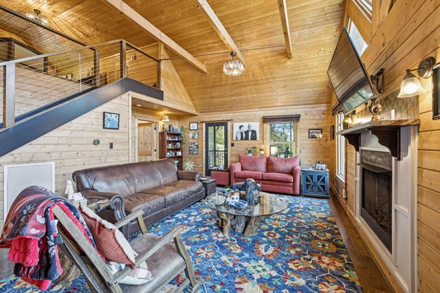 2846 Fuller Hollow Rd, Cornersville, TN 37047