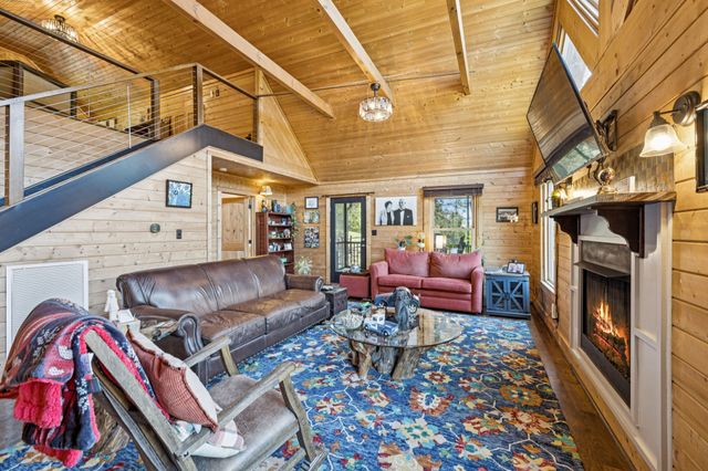 2846 Fuller Hollow Rd, Cornersville, TN 37047