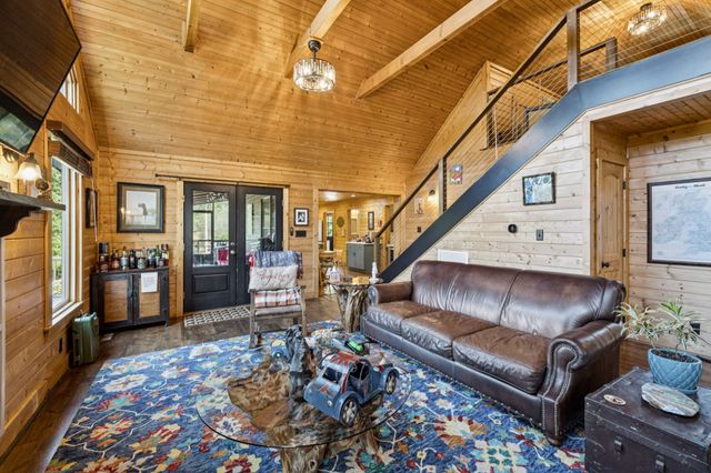 2846 Fuller Hollow Rd, Cornersville, TN 37047