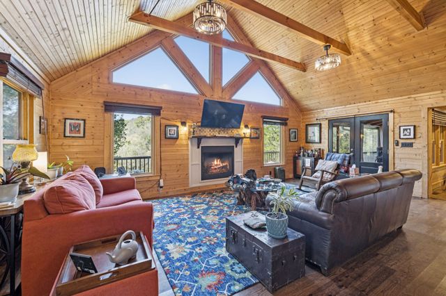 2846 Fuller Hollow Rd, Cornersville, TN 37047