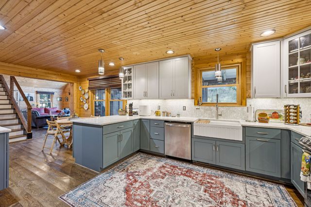 2846 Fuller Hollow Rd, Cornersville, TN 37047