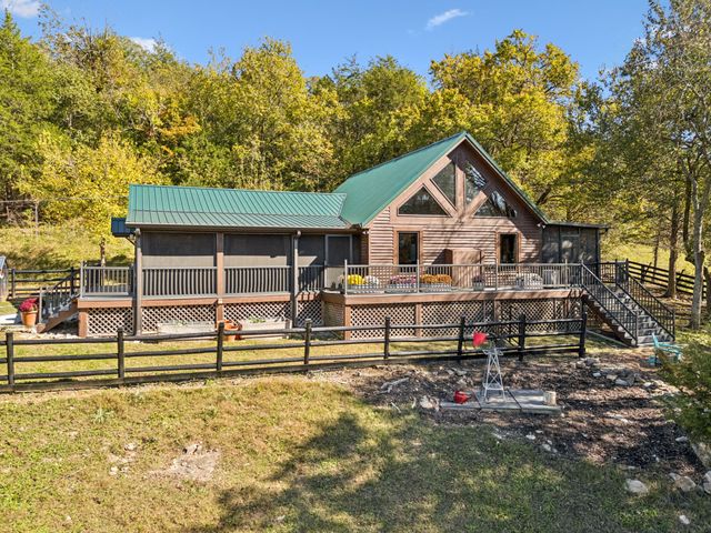 2846 Fuller Hollow Rd, Cornersville, TN 37047