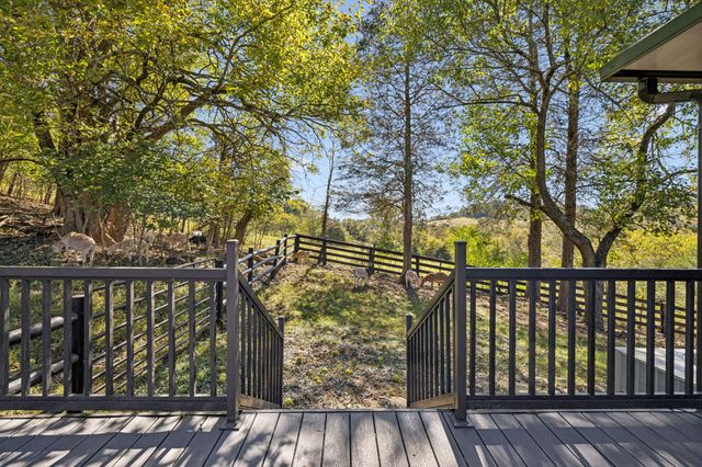 2846 Fuller Hollow Rd, Cornersville, TN 37047