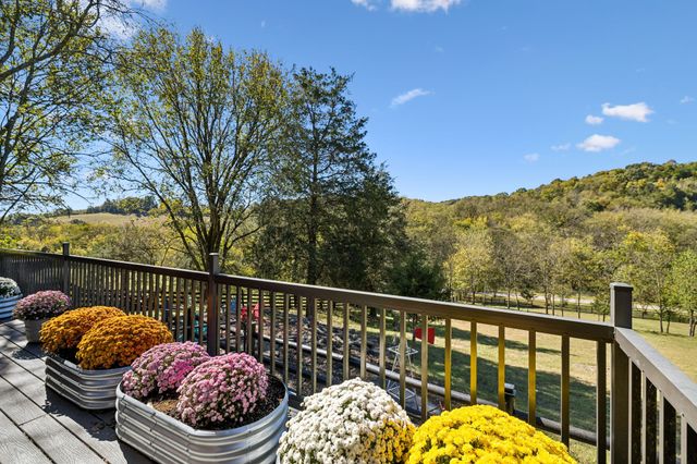 2846 Fuller Hollow Rd, Cornersville, TN 37047
