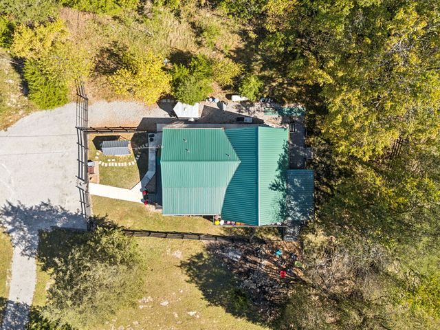 2846 Fuller Hollow Rd, Cornersville, TN 37047