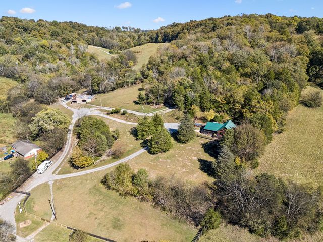 2846 Fuller Hollow Rd, Cornersville, TN 37047