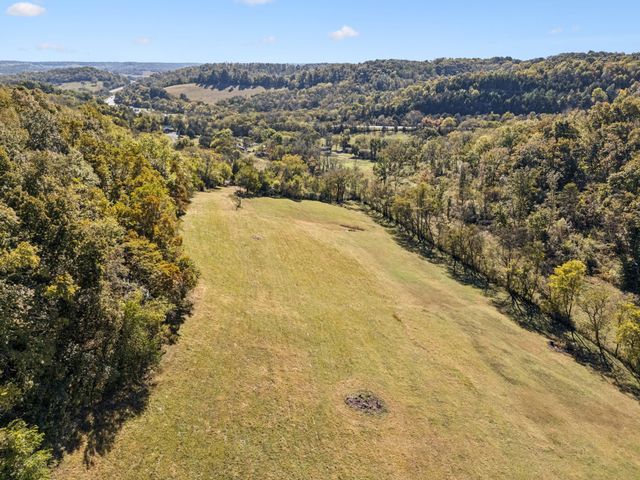 2846 Fuller Hollow Rd, Cornersville, TN 37047