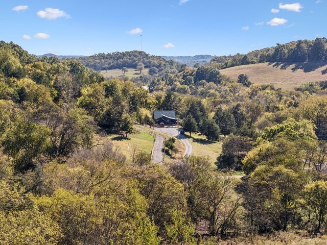 2846 Fuller Hollow Rd, Cornersville, TN 37047