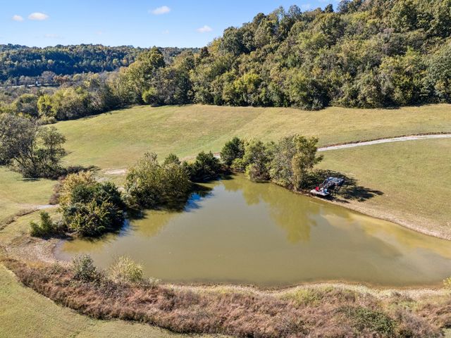2846 Fuller Hollow Rd, Cornersville, TN 37047