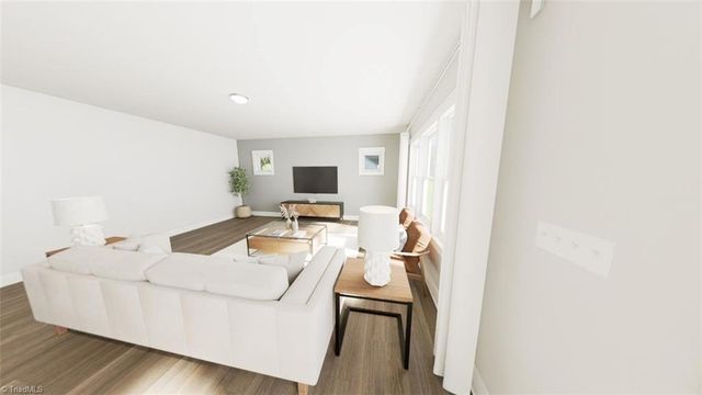 3526 Spring Hope Court, Kernersville, NC 27284