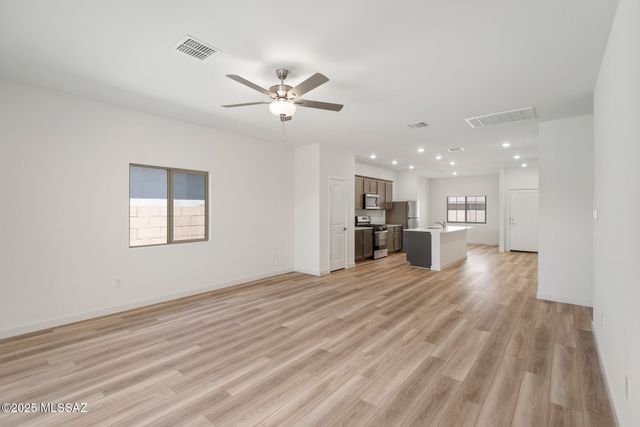 21905 E Pebbles Avenue, Red Rock, AZ 85145