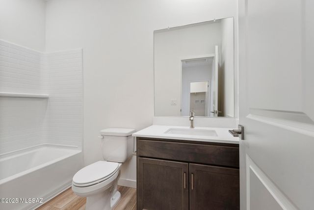 21905 E Pebbles Avenue, Red Rock, AZ 85145