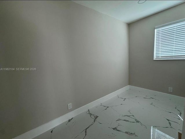 631 SE 5th Ter, Pompano Beach, FL 33060