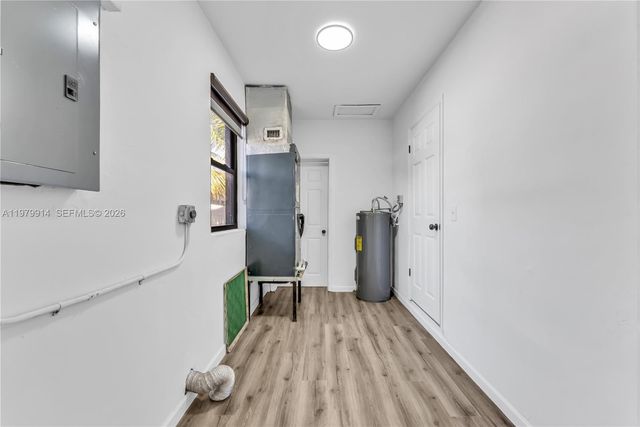 3040 NW 96th St, Miami, FL 33147