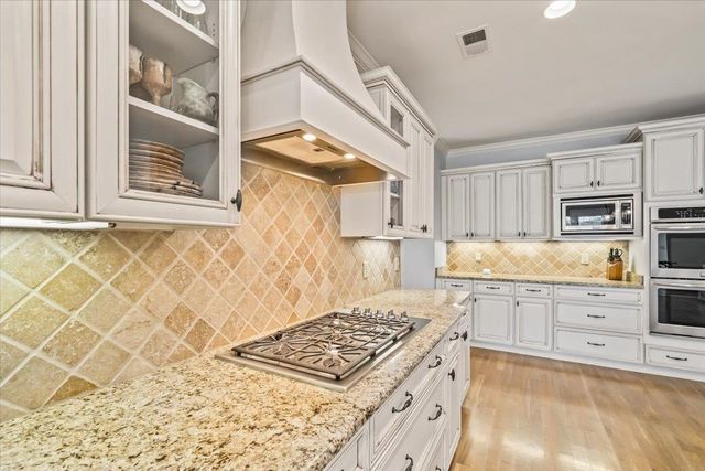 712 BRISTON LN, Collierville, TN 38017