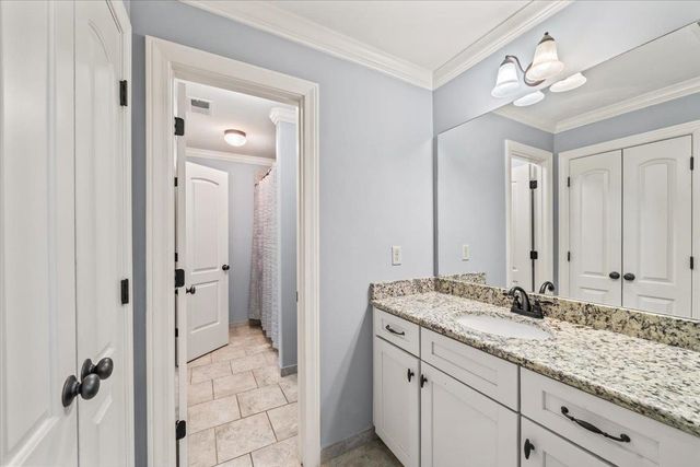 712 BRISTON LN, Collierville, TN 38017