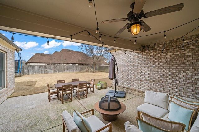 712 BRISTON LN, Collierville, TN 38017