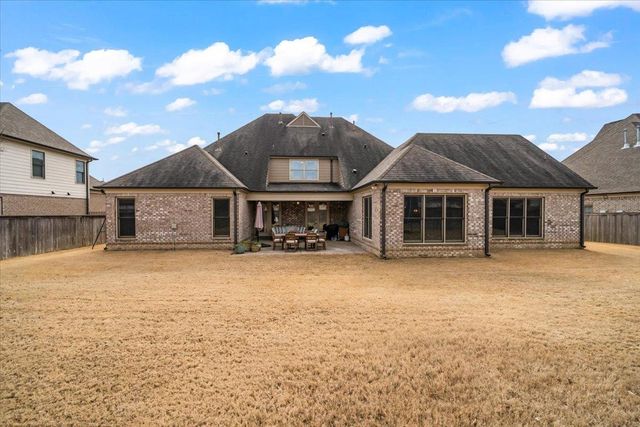 712 BRISTON LN, Collierville, TN 38017