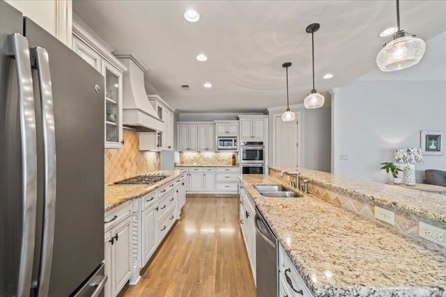 712 BRISTON LN, Collierville, TN 38017