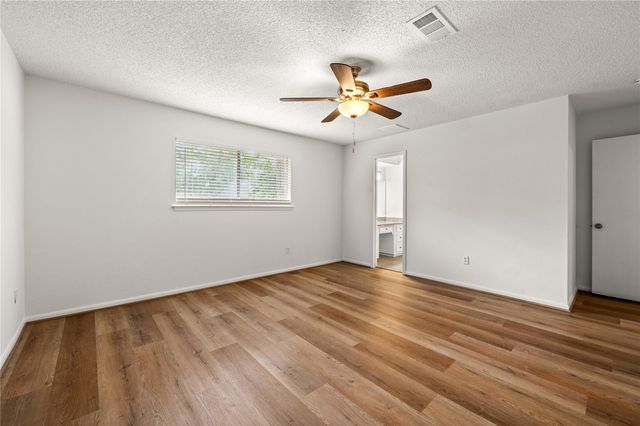 2019 Thousand Pines Drive, Kingwood, TX 77339