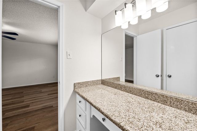 2019 Thousand Pines Drive, Kingwood, TX 77339