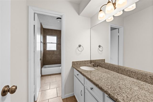 2019 Thousand Pines Drive, Kingwood, TX 77339