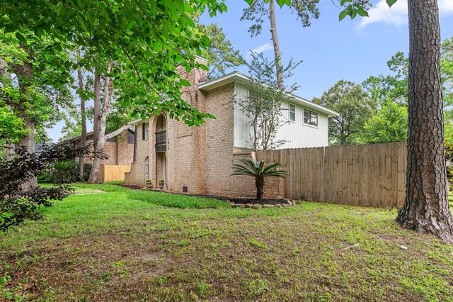 2019 Thousand Pines Drive, Kingwood, TX 77339