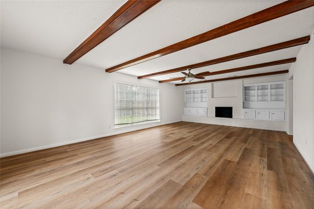 2019 Thousand Pines Drive, Kingwood, TX 77339