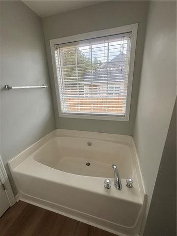 808 Tucker Trail, Loganville, GA 30052