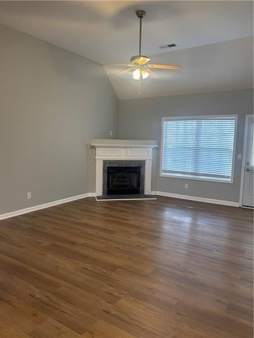 808 Tucker Trail, Loganville, GA 30052