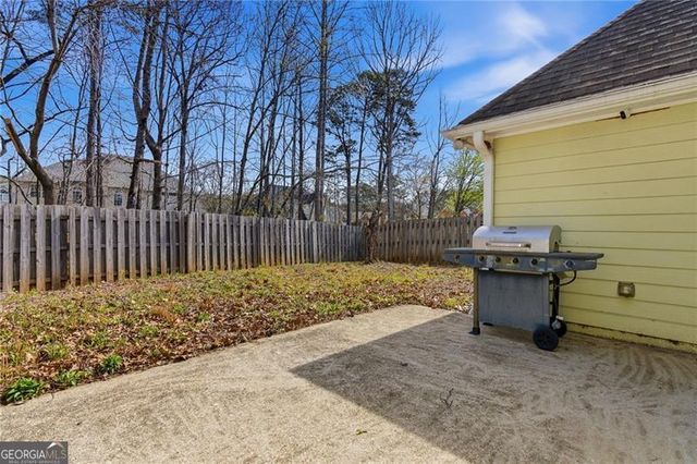 206 Gainsborough Way, Lawrenceville, GA 30044