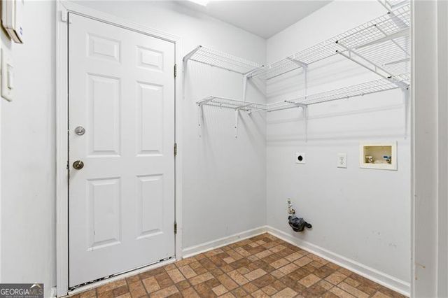 206 Gainsborough Way, Lawrenceville, GA 30044