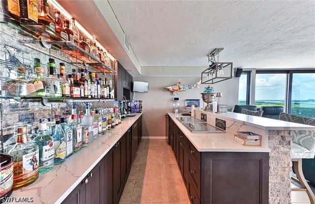 26131 Hickory BLVD 1N, Bonita Springs, FL 34134