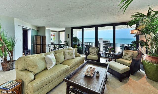 26131 Hickory BLVD 1N, Bonita Springs, FL 34134