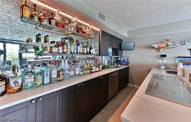 26131 Hickory BLVD 1N, Bonita Springs, FL 34134