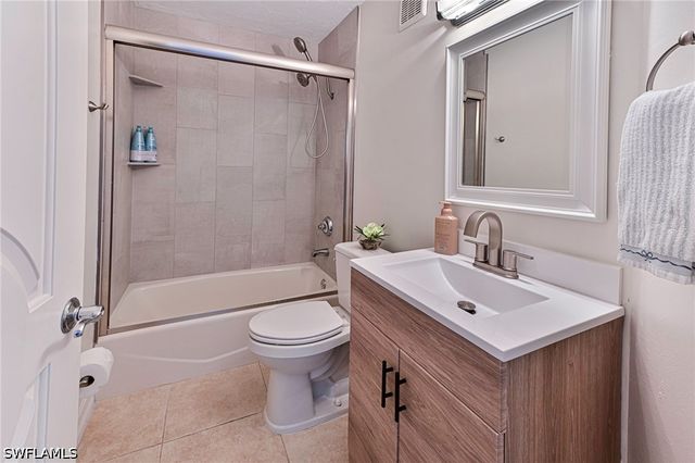 26131 Hickory BLVD 1N, Bonita Springs, FL 34134