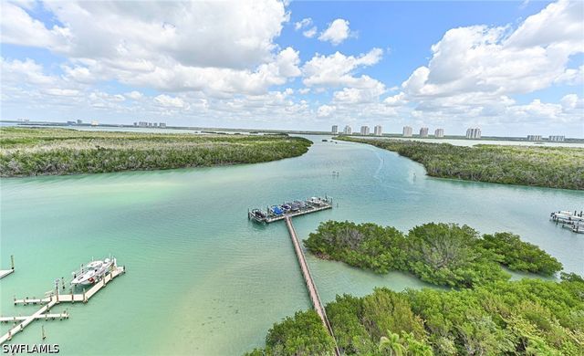 26131 Hickory BLVD 1N, Bonita Springs, FL 34134