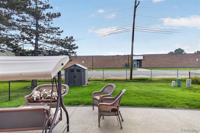 1930 W Williams Circle, Westland, MI 48186