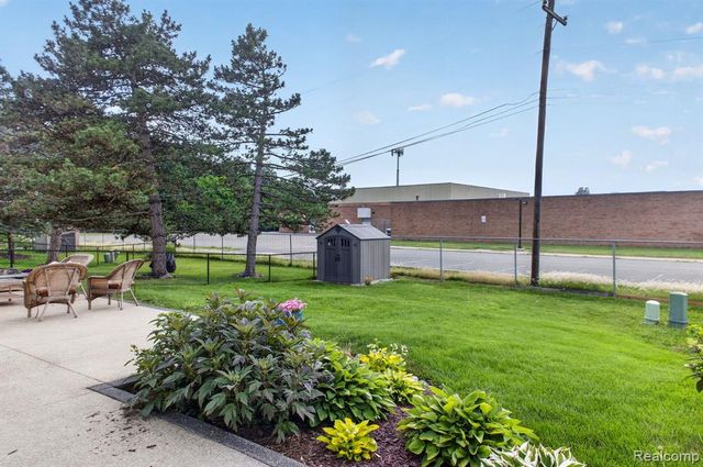 1930 W Williams Circle, Westland, MI 48186