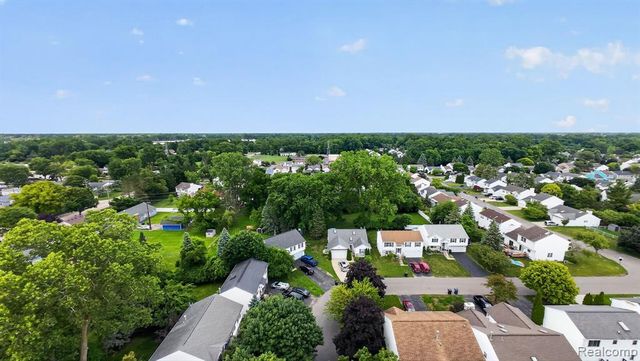 1930 W Williams Circle, Westland, MI 48186