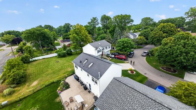 1930 W Williams Circle, Westland, MI 48186
