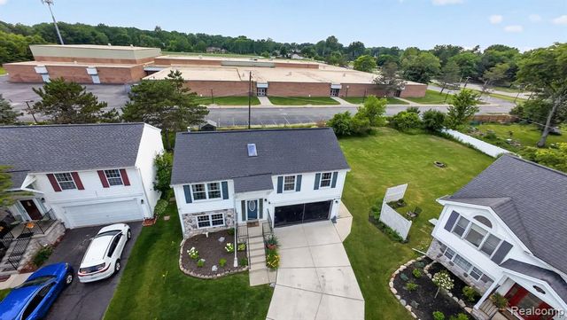 1930 W Williams Circle, Westland, MI 48186